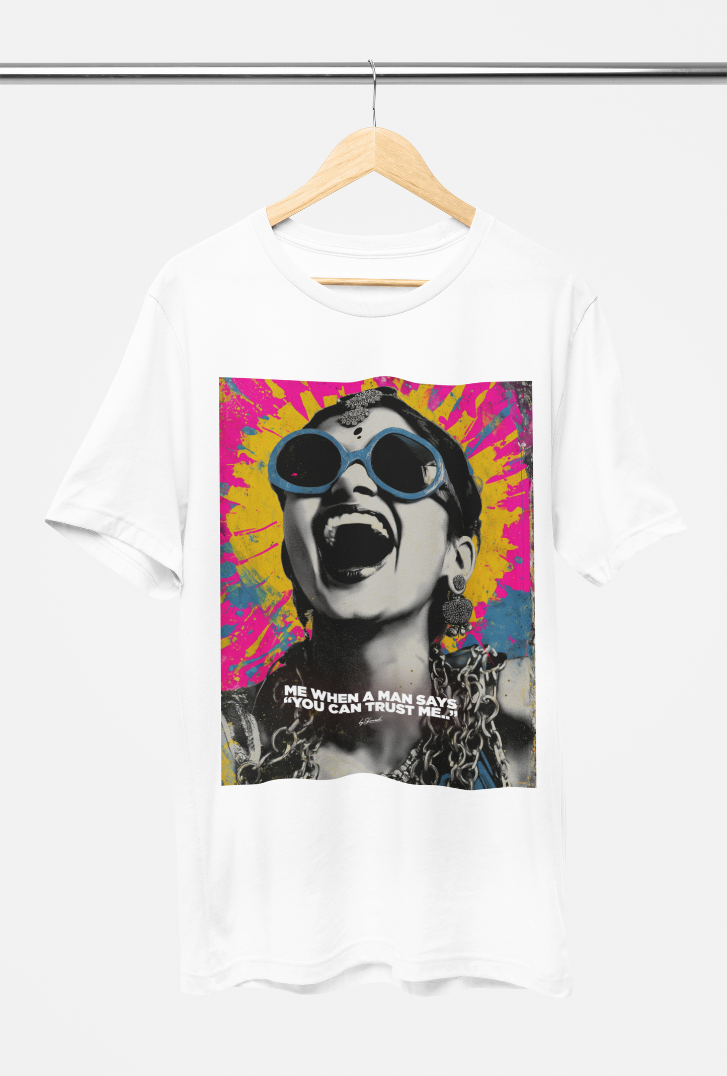 TRUST ME - T-SHIRT