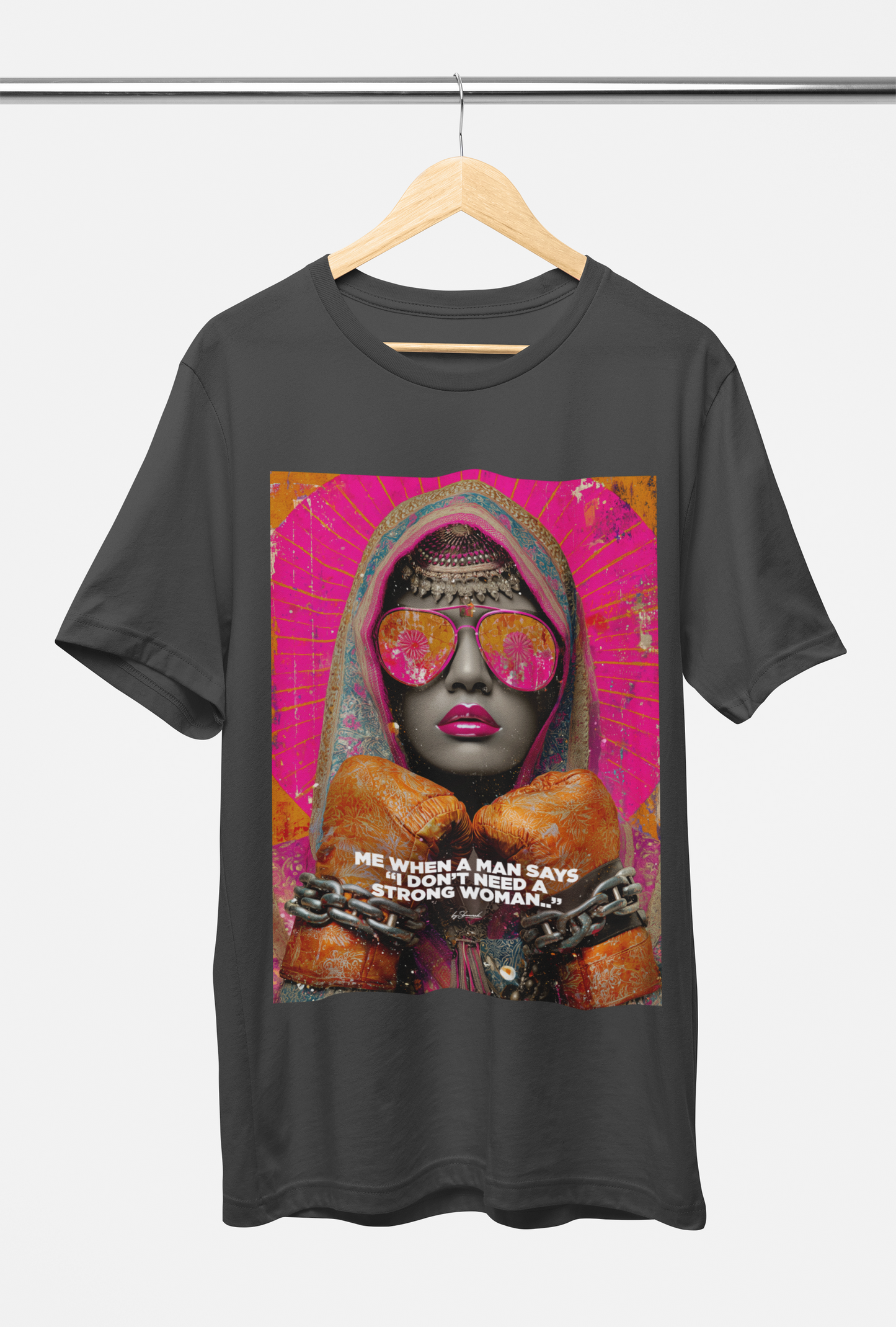 STRONG WOMAN T-SHIRT