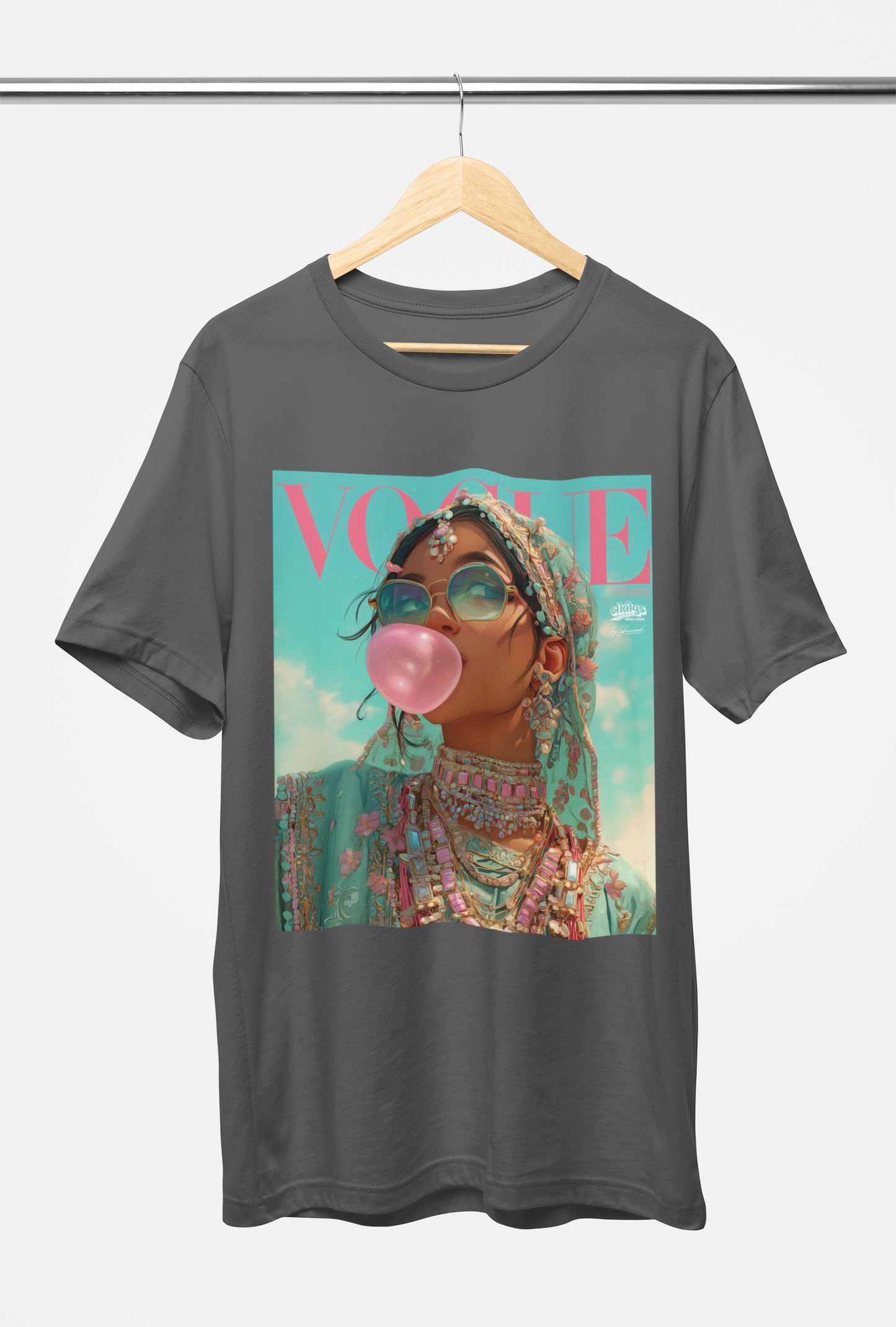 VOGUE TEE : Front Print / 4 colours